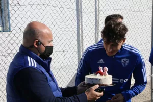 AΝΟ/Κοπή βασιλόπιτας και... τούρτα σε Χρυσοστόμου (φώτος)