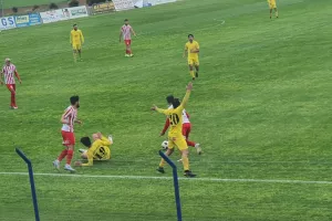 "Κόλλησε" τρίποντο και... φορτσάρει για άνοδο! (φώτος)