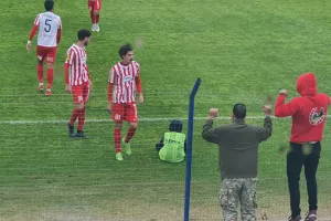 "Κόλλησε" τρίποντο και... φορτσάρει για άνοδο! (φώτος)