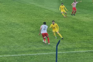 "Κόλλησε" τρίποντο και... φορτσάρει για άνοδο! (φώτος)