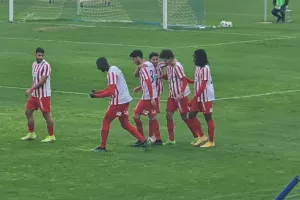 "Κόλλησε" τρίποντο και... φορτσάρει για άνοδο! (φώτος)