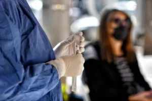Κύπρος/ 2225 κρούσματα - Ένας θάνατος