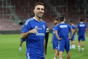 Αναμονή για το "ναι" του Μπουσουλάζιτς