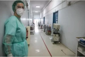 50.126 νέα κρούσματα/ΕΛΛΑΔΑ