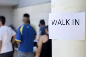 Αλλαγές στα Walk in - Ποια εμβόλια θα είναι διαθέσιμα κάθε ημέρα