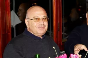 ΧΡΟΝΙΑ ΠΟΛΛΑ Πρόεδρε