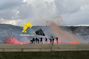 Ανέβηκαν στα κιγκλιδώματα του "Σ. Κυριακίδης" οι Απολλωνίστες! (φώτος/βίντεο)