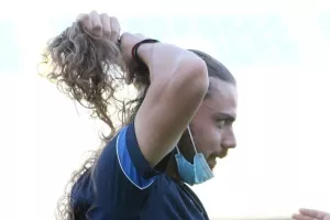 Αποχώρηση πριν το ΑΠΟΕΛ