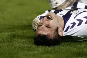 11άδα χωρίς στόπερ, με 5 παίκτες στον πάγκο και 15 απόντες!