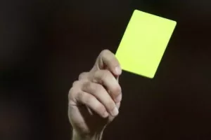 H ενημέρωση για τις κίτρινες κάρτες