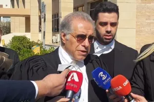 ΘΕΣΗ Κρις για τα... άκυρα κρούσματα