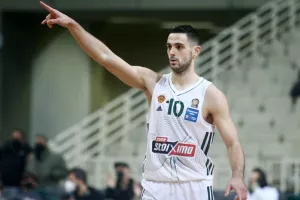 Χειρουργήθηκε ο Παπαπέτρου