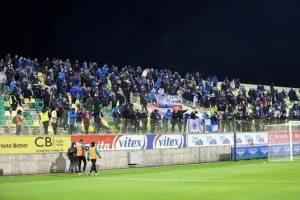 (ΦΩΤΟΡΕΠΟΡΤΑΖ) Ο κόσμος στην ΑΡΕΝΑ