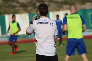 Δύο κρούσματα κορωνοϊού στον Ιωνικό