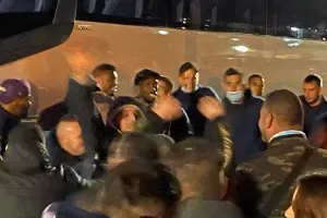(ΒΙΝΤΕΟΣ/ΦΩΤΟΣ Kerkida) Αποθέωση... τα μεσάνυχτα!