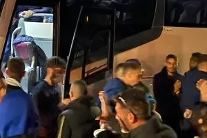(ΒΙΝΤΕΟΣ/ΦΩΤΟΣ Kerkida) Αποθέωση... τα μεσάνυχτα!