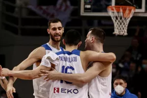 Χωρίς Πρίντεζη και με 13 παίκτες στην Τουρκία, ανοιχτό για Καλάθη