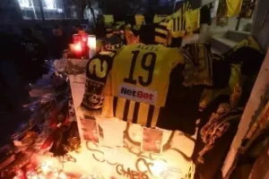 Μητέρα Άλκη: "Μην θρηνήσει άλλη μανούλα, ο Αλκιβιάδης μου πήγε στους ουρανούς"