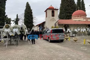 Tο τελευταίο αντίο στον 19χρονο Άλκη (φώτος)