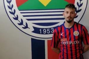 Συγκινεί η Ηλιούπολη: "Δεν βγαίνουν τα λόγια, καλό ταξίδι Αλεκάρα"