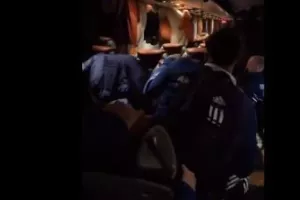 (UPD) Επίθεση στο λεωφορείο της Ανόρθωσης (ΒΙΝΤΕΟΣ)