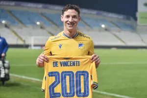 Το πανηγύρισε ο... "200άρης" Ντε Βινσέντι! (φώτος)