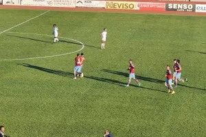 ΕΝΠ- Καρμιώτισσα: Ντέρμπι χωρίς νικητή (φώτος)