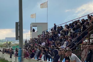 (ΦΩΤΟΣ) Μαζικά οι Παραλιμνίτες 