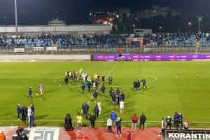 Πάφος - Ανόρθωση: Κόλλησε η "Κυρία", ηρωικός βαθμός για τους Παφίτες! 