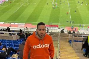 Στην... αγάπη του!