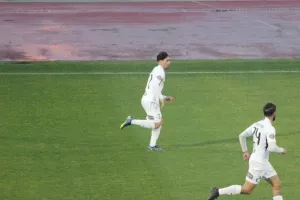 Ντεμπούτο ο Ποντικός! (Μέσα ο Άμπραχαμ)