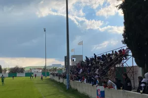 (ΦΩΤΟΣ) Μαζικά οι Παραλιμνίτες 