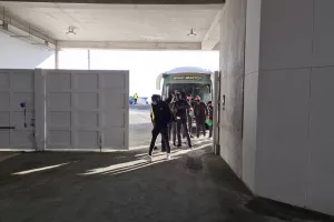 Άφιξη στην "ΑΡΕΝΑ" (ΒΙΝΤΕΟ/ΦΩΤΟΣ)