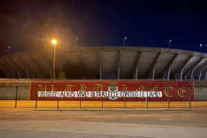 Οπαδοί της Λέτσε ύψωσαν πανό για τον Άλκη