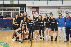 Το "σήκωσαν" τα κορίτσια του Μιραλλάη! 