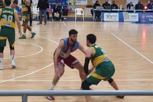 Eπιστροφή στις νίκες η ΕΝΠ, "έσπασε" το σερί της ΑΕΚ (φώτος)