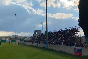 (ΦΩΤΟΣ) Μαζικά οι Παραλιμνίτες 