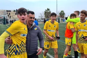 Νίκη στη Λεμεσό και κορυφή το ΑΠΟΕΛ Κ16