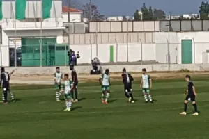 Αναγέννηση Δερύνειας - ΠΟΞ: "Διπλό" με τεσσάρα