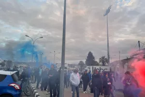 Χαμός... στην άφιξη (ΒΙΝΤΕΟ)