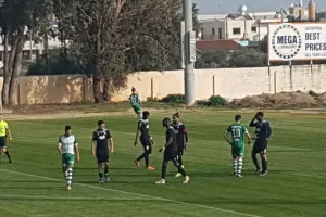 Αναγέννηση Δερύνειας - ΠΟΞ: "Διπλό" με τεσσάρα