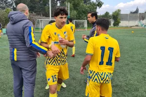 Νίκη στη Λεμεσό και κορυφή το ΑΠΟΕΛ Κ16