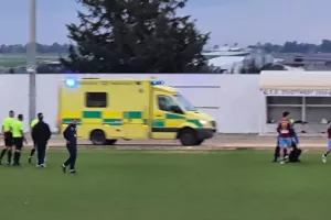 ΝΕΟΤΕΡΟ/Έφθασε το ασθενοφόρο μετά από μισή ώρα