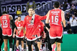 Έπεσε 6ος και απειλείται ο Ολυμπιακός
