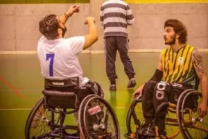 Η Ο.ΠΑ.Κ προσκαλεί νεαρούς με αναπηρίες να παίξουν μπάσκετ
