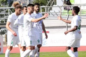 Ξέσπασε στην ουραγό Ζάκυνθο και επέστρεψε στις νίκες ο Λεβαδειακός