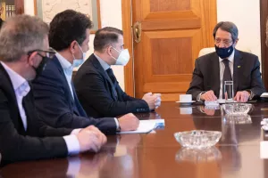 (ΦΩΤΟΣ) Στο Προεδρικό οι ομάδες της Λεμεσού 