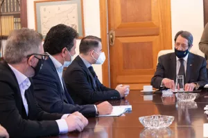 (ΦΩΤΟΣ) Στο Προεδρικό οι ομάδες της Λεμεσού 