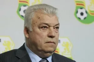 Μπόνεφ/ΑΠΟΕΛ