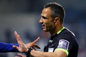 ΑΠΟΕΛ - Ανόρθωση: Λάζαρος και Χρυσοστόμου την εκτόξευσαν 2η! (φώτος)